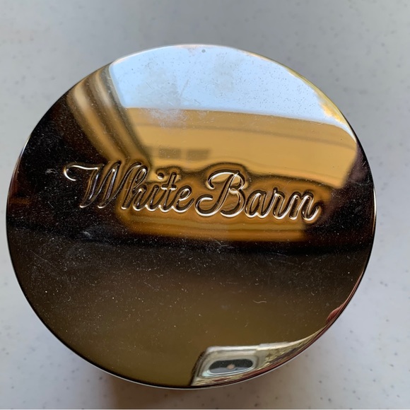 White Barn Cactus Blossom Candle - Picture 3 of 4